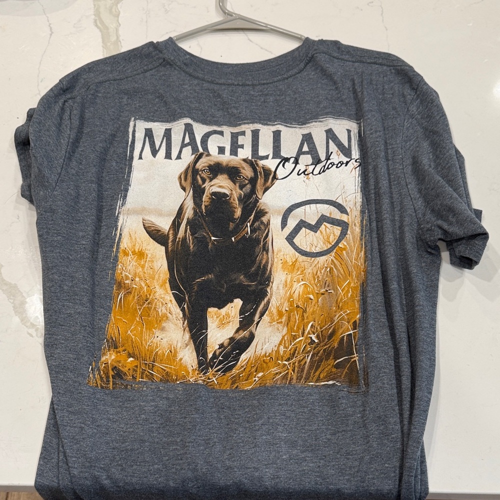 Magellan Outdoors Charcoal T-Shirt with Dog Graphic